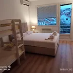 Urban Four Apartment, Private Parking Appartamento
